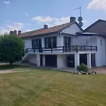 Сasa de vacaciones In Dordogne Are Two Charming, Spacious Offering Privacy And Tranquillity For That Perfect Get Away Lamothe (Dordogne)