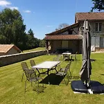 Сasa de vacaciones In Dordogne Are Two Charming, Spacious Offering Privacy And Tranquillity For That Perfect Get Away *