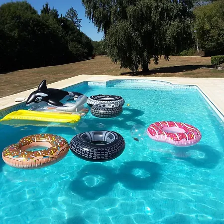 In Dordogne Are Two Charming, Spacious Offering Privacy And Tranquillity For That Perfect Get Away * Lamothe (Dordogne)