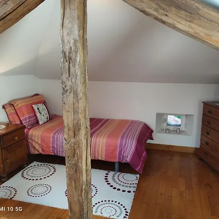 In Dordogne Are Two Charming, Spacious Offering Privacy And Tranquillity For That Perfect Get Away Lamothe (Dordogne)
