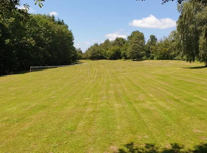 In Dordogne Are Two Charming, Spacious Offering Privacy And Tranquillity For That Perfect Get Away Ferienhaus *