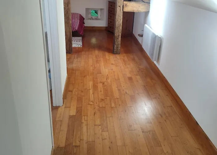 Ferienhaus In Dordogne Are Two Charming, Spacious Offering Privacy And Tranquillity For That Perfect Get Away