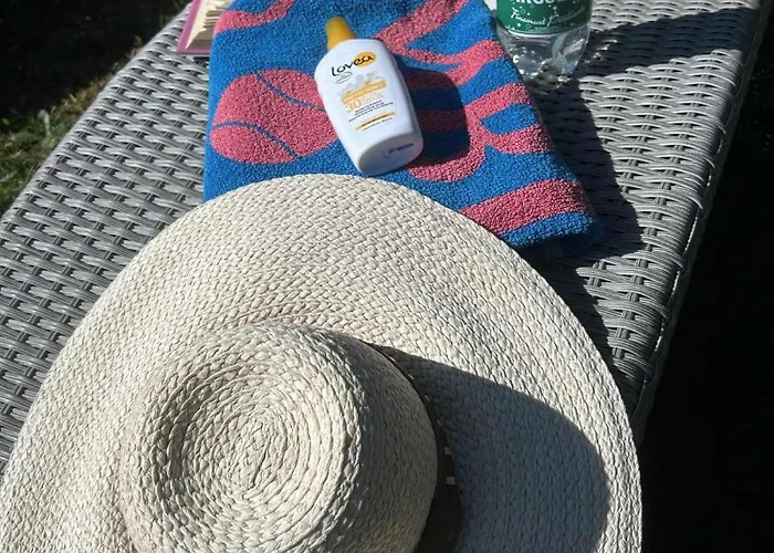 In Dordogne Are Two Charming, Spacious Offering Privacy And Tranquillity For That Perfect Get Away Ferienhaus